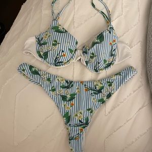 Dippin daisys bikini